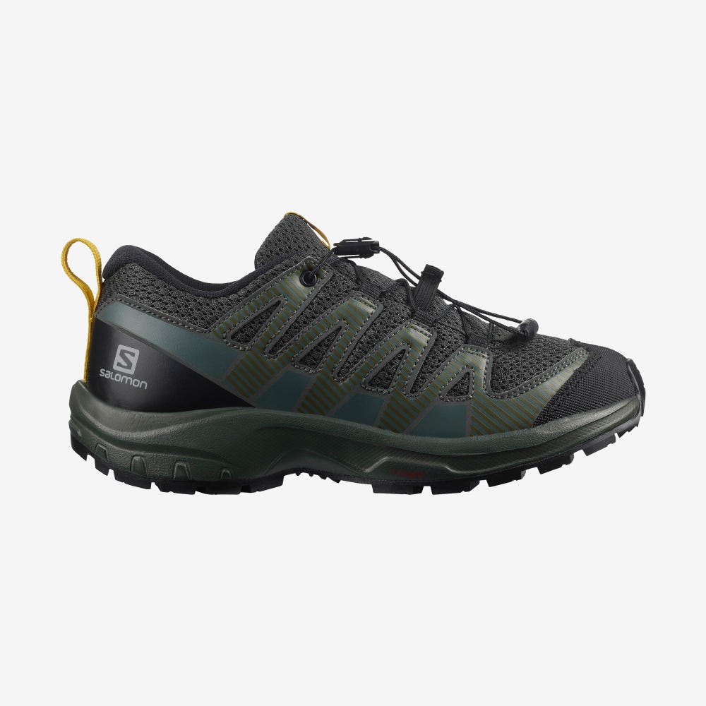 Kids\' Salomon XA PRO V8 Trail Running Shoes Black | VGMT-39486
