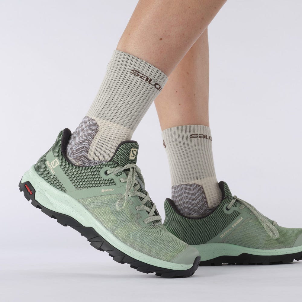 Women's Salomon OUTLINE PRISM GORE-TEX Hiking Shoes Black | PCLA-03857