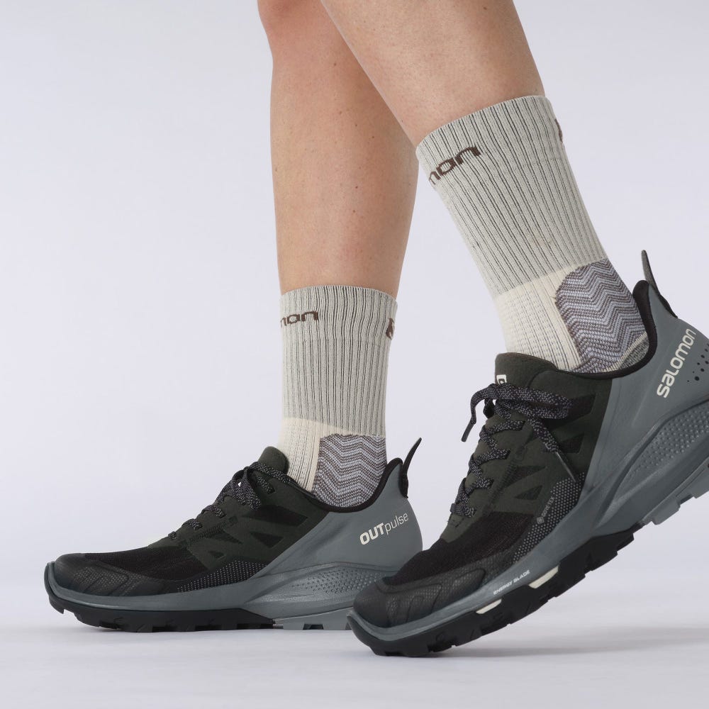 Women's Salomon OUTPULSE GORE-TEX Hiking Shoes Black/Light Yellow | KTDE-86291